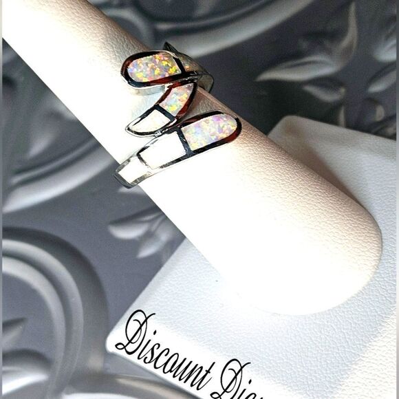 White Fire Opal Ring on Silver - Women's Jewelry - Picture 3 of 10